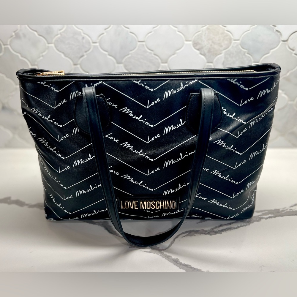 LOVE MOSCHINO Logo Romantic Shopper Shoulder Bag Black Logo w Gold Hardware EUC - Picture 11 of 17